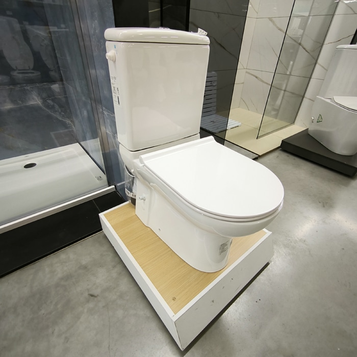 Mono Block S / B Bella CeraStyle sa vod. das. i ARM -UVINER